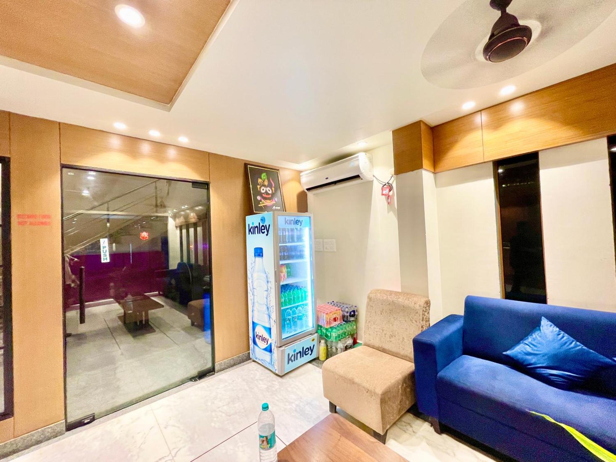 Hotel Rb International ! Puri Near-Sea-Beach-And-Temple Fully-Air-Conditioned-Hotel With-Lift-And-Card Payment Accepted-Parking-Facility, Best Hotel In Puri Exterior foto